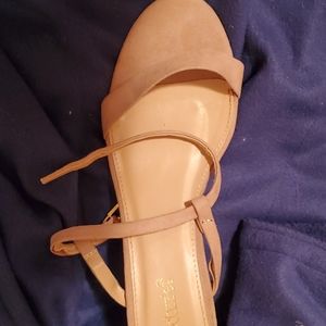 Womens heeled sandals size 11 tan